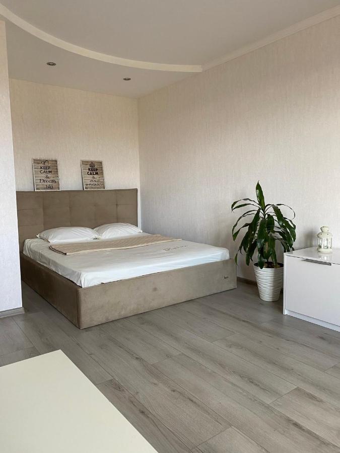 5 Minutes To The City Center Mykolaiv Exterior foto