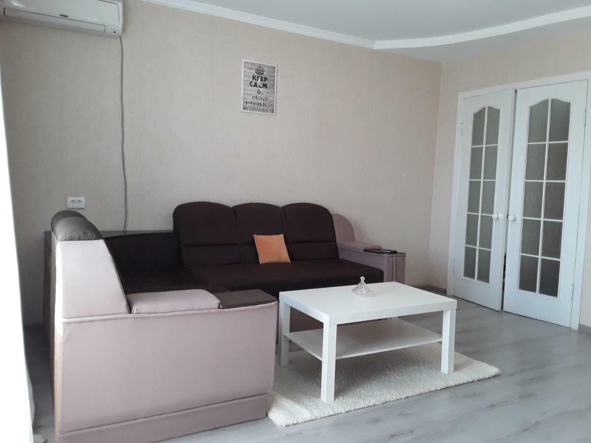 5 Minutes To The City Center Mykolaiv Exterior foto